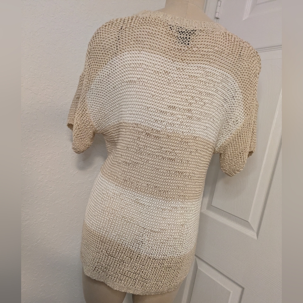 Kelvin Klain Beige and White Knit Top . Size M/L - Picture 6 of 7